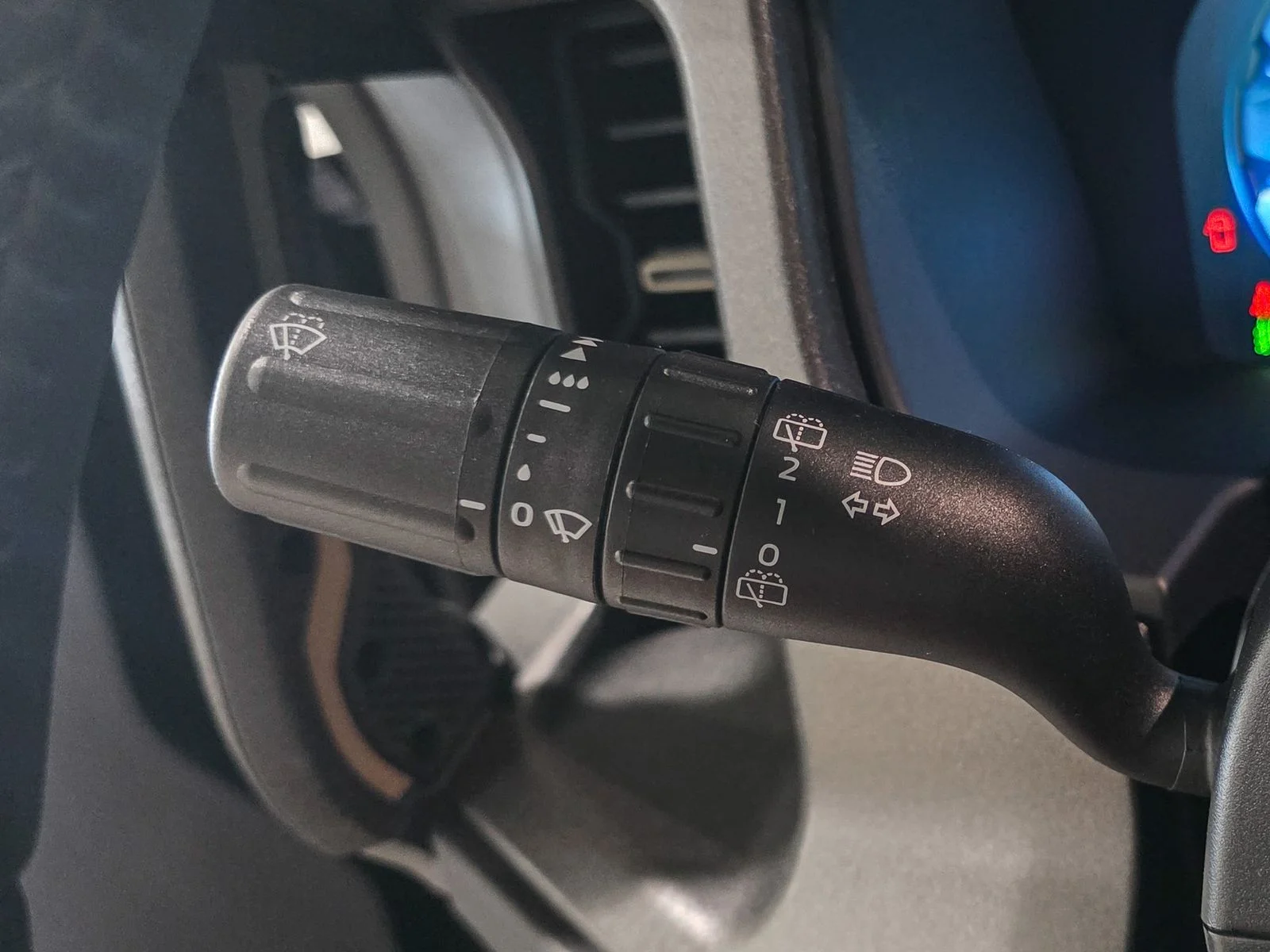 New 2026 Marsh Gray Ford Badlands® image 38