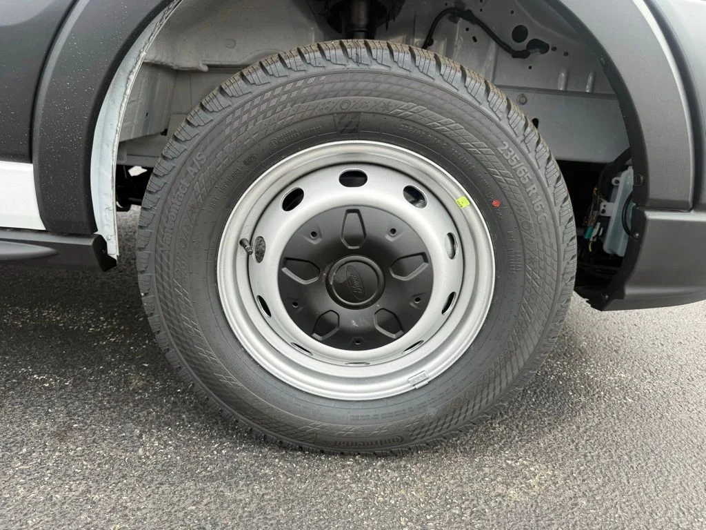 New 2026 Oxford White Ford Cargo Van image 49