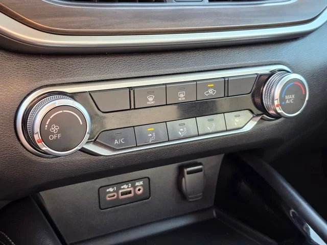 Used 2023 Gray Nissan 2.5 SV image 30