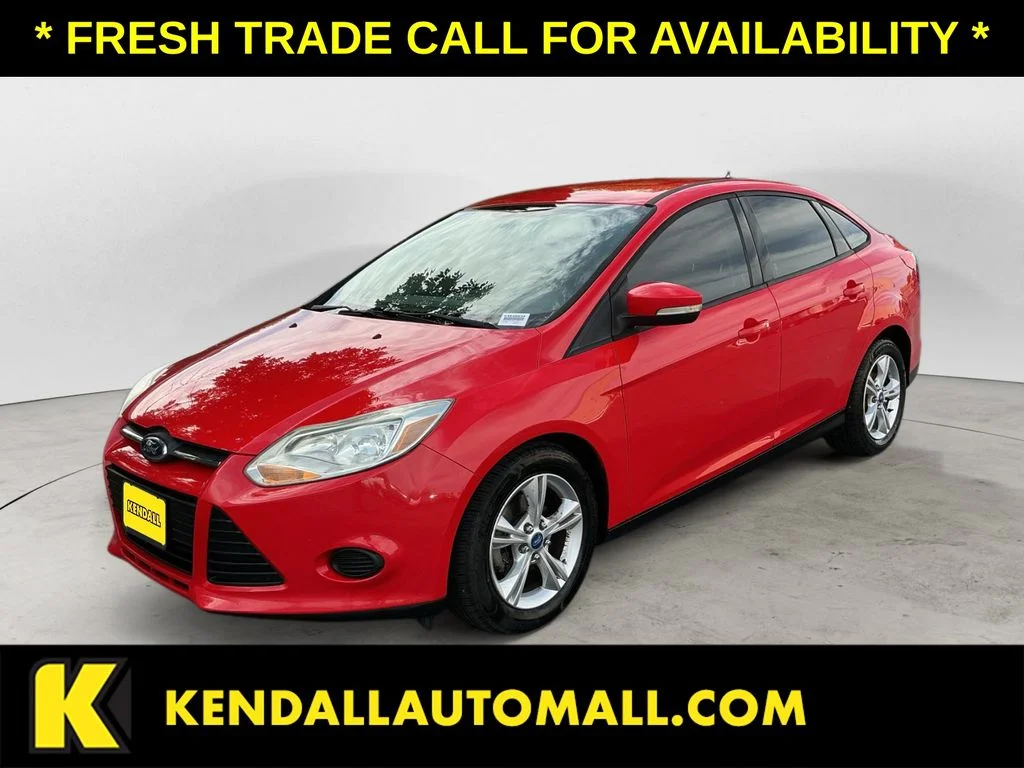 Used 2013 Red Ford SE image 1
