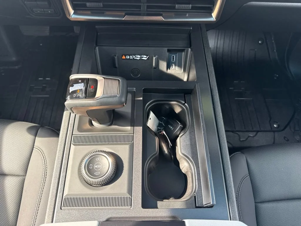 Used 2024 Supernova Metallic (Dark Blue) GMC 2X image 18