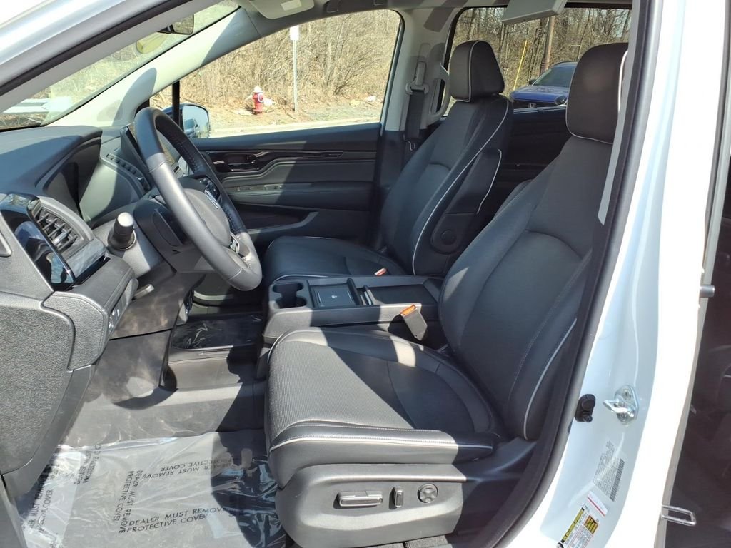 Certified Used 2025 Platinum White Pearl Honda ELITE image 18