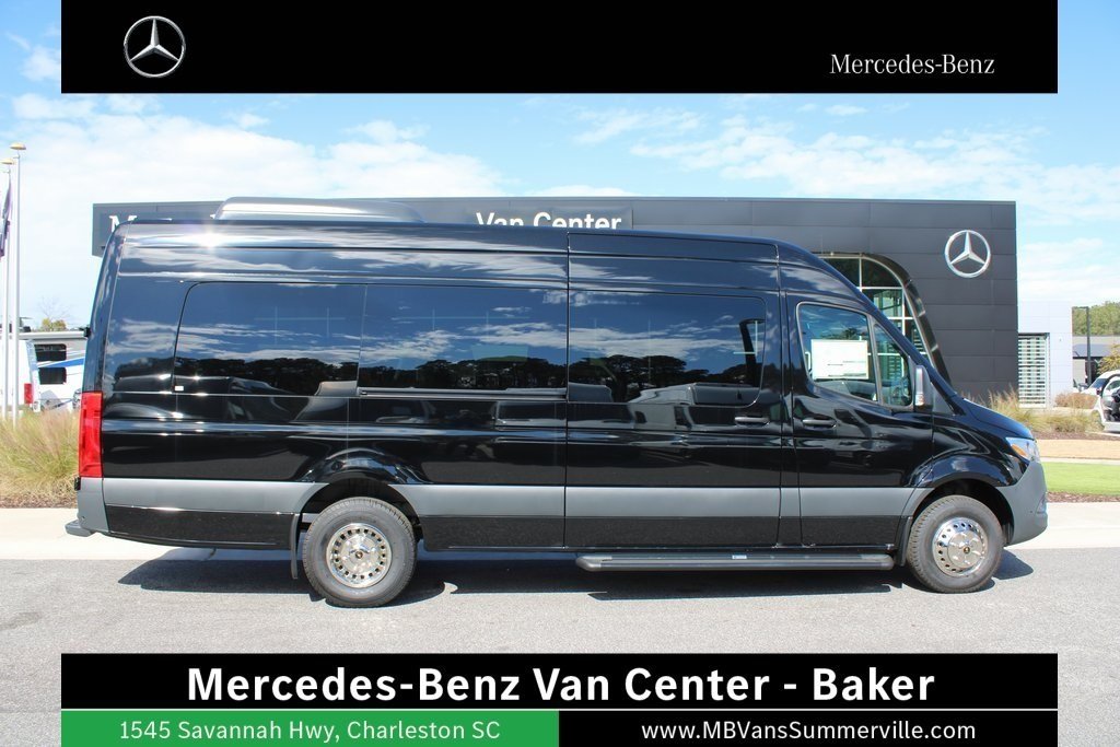 New 2024 Mercedes-Benz Sprinter 3500 Cargo 170 WB 3D Extended