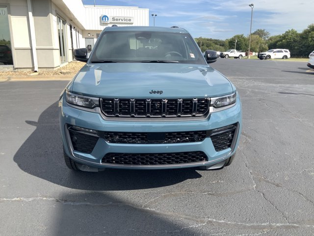 New 2027 Steel Blue Paint Jeep Limited Reserve image 21