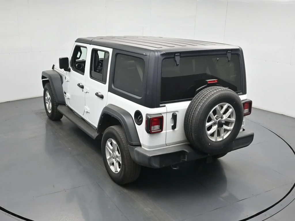 Used 2022 White Jeep Unlimited Sport S image 16
