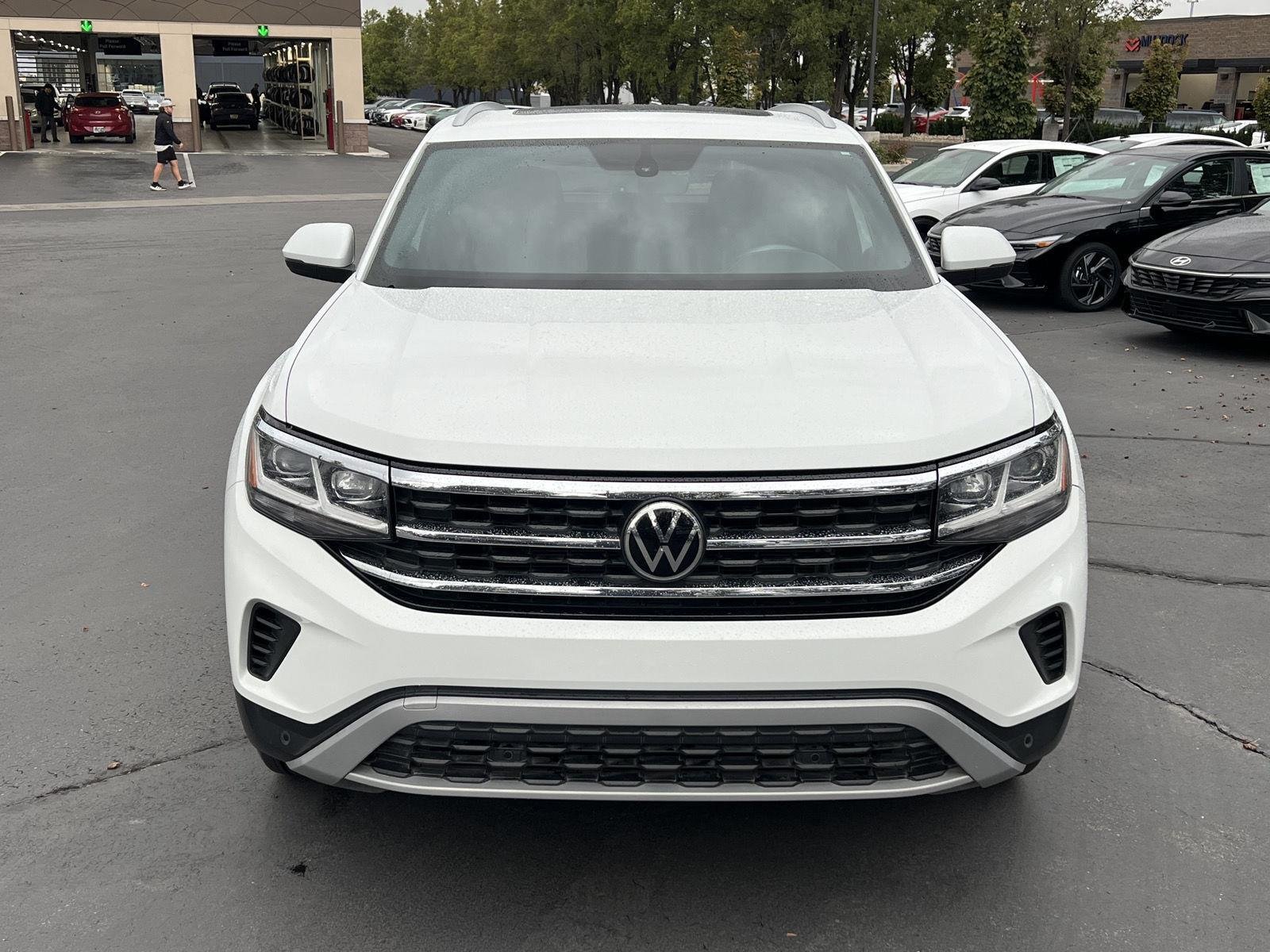 2022 Volkswagen Atlas Cross Sport SE w/Tech - Photo 12