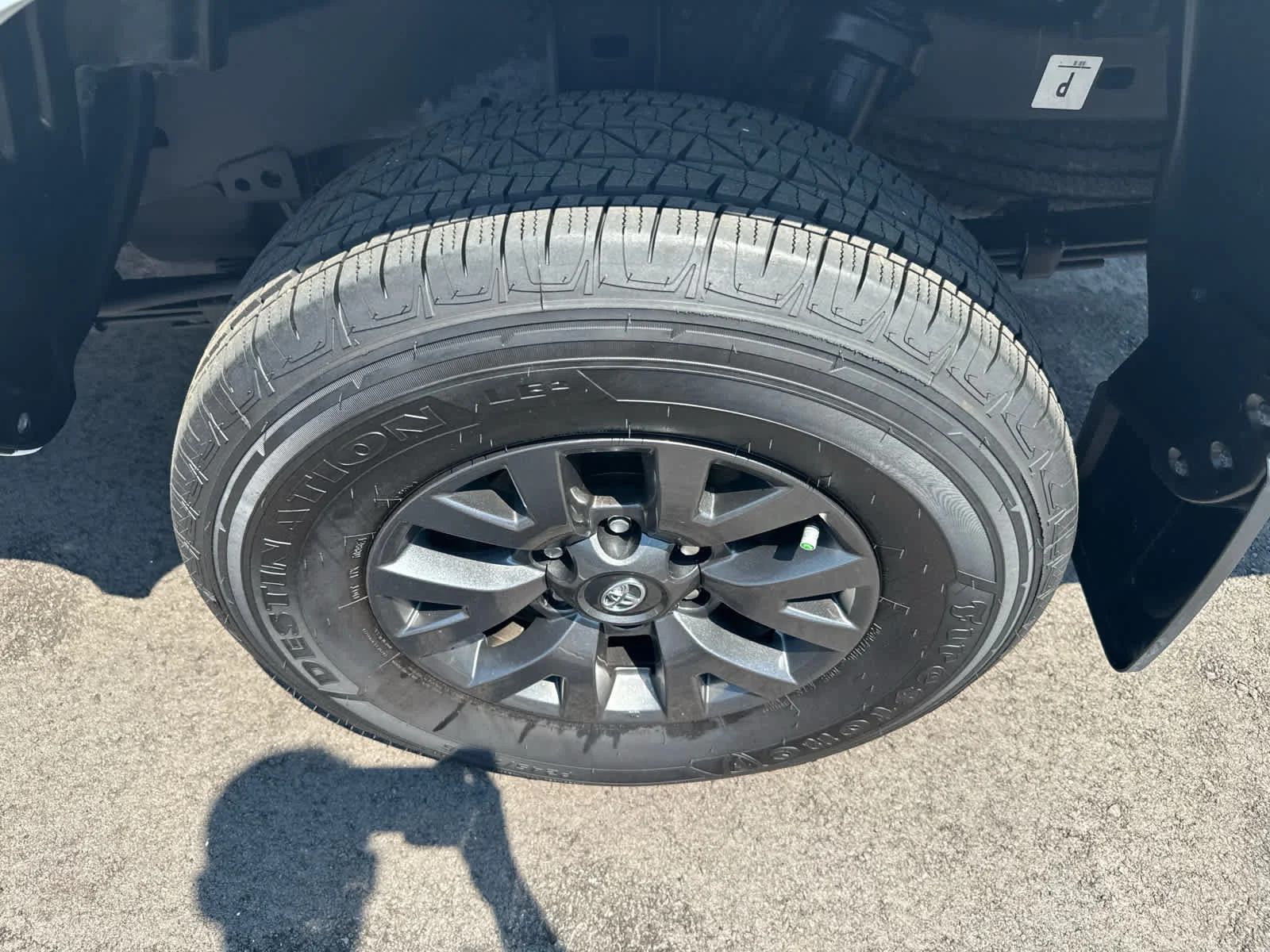Used 2023 Ice Cap Toyota SR5 image 4