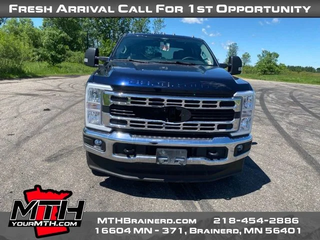 Certified Used 2024 Blue Ford XLT image 3