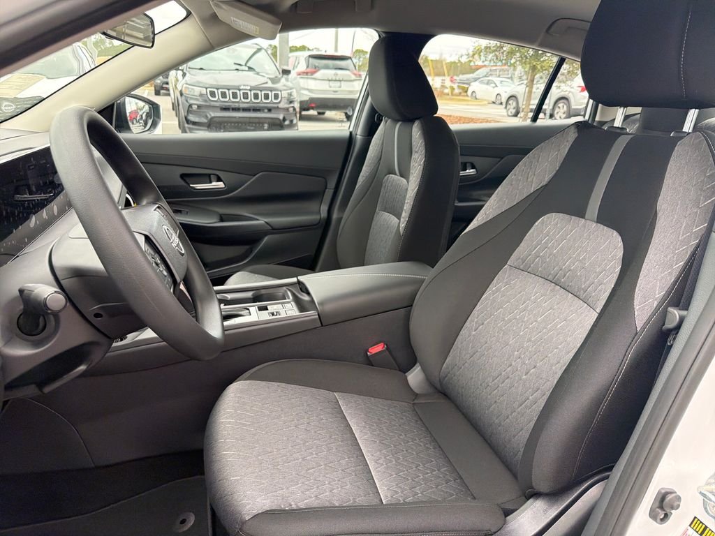 New 2026 Nissan Sentra SV 4D Sedan