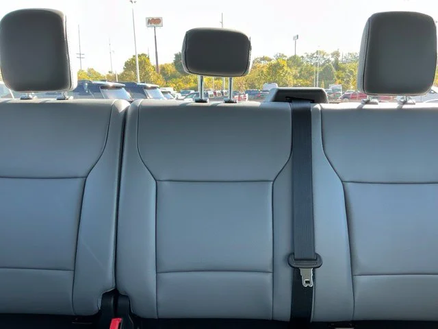 New 2027 Oxford White Ford F-350® XL image 38