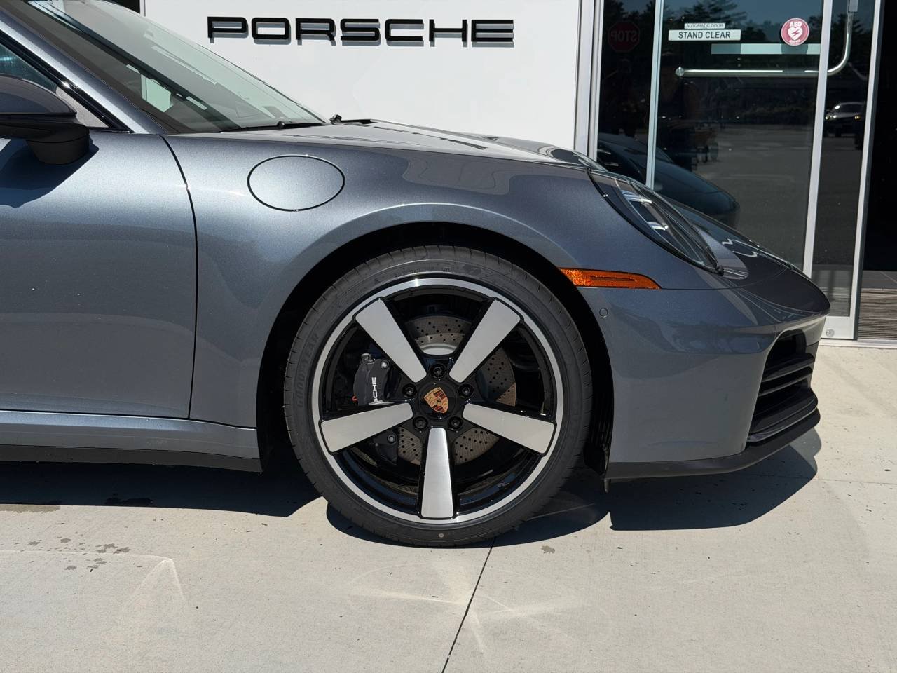 2026 Porsche 911 - Photo 10