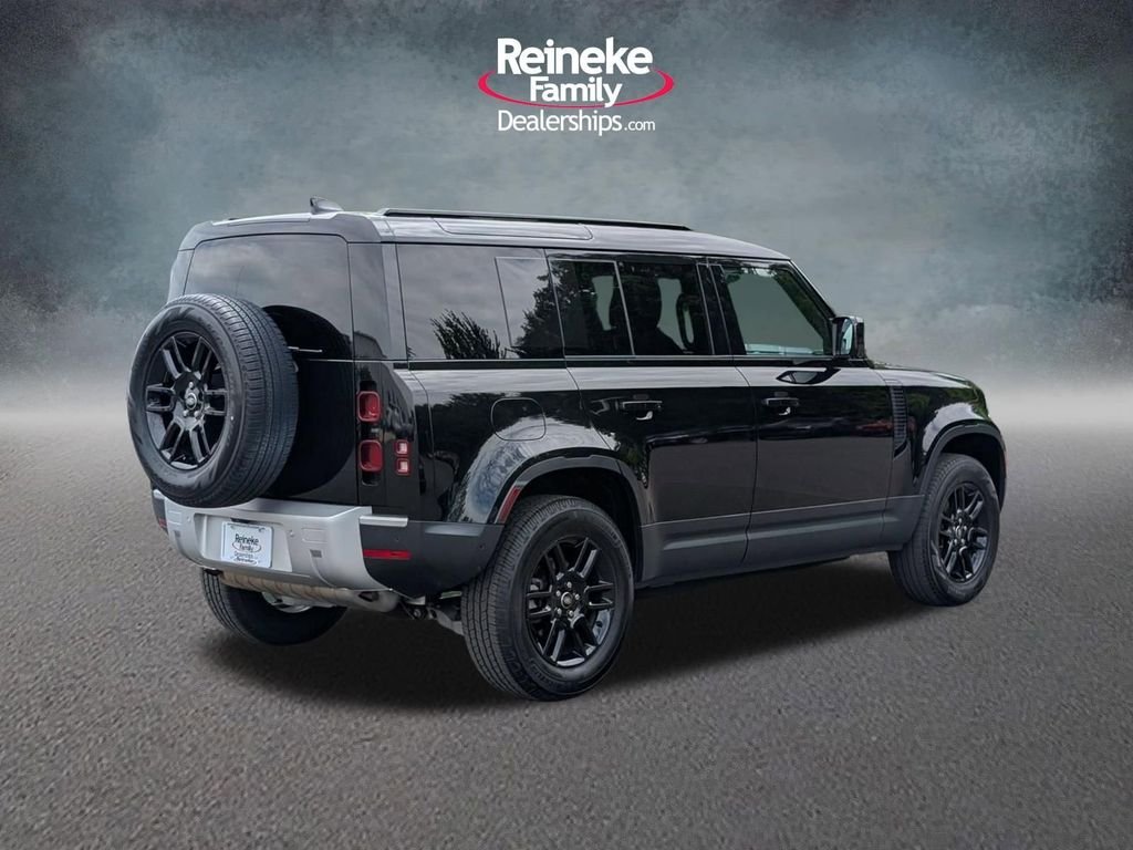 Used 2025 Black Land Rover S image 5