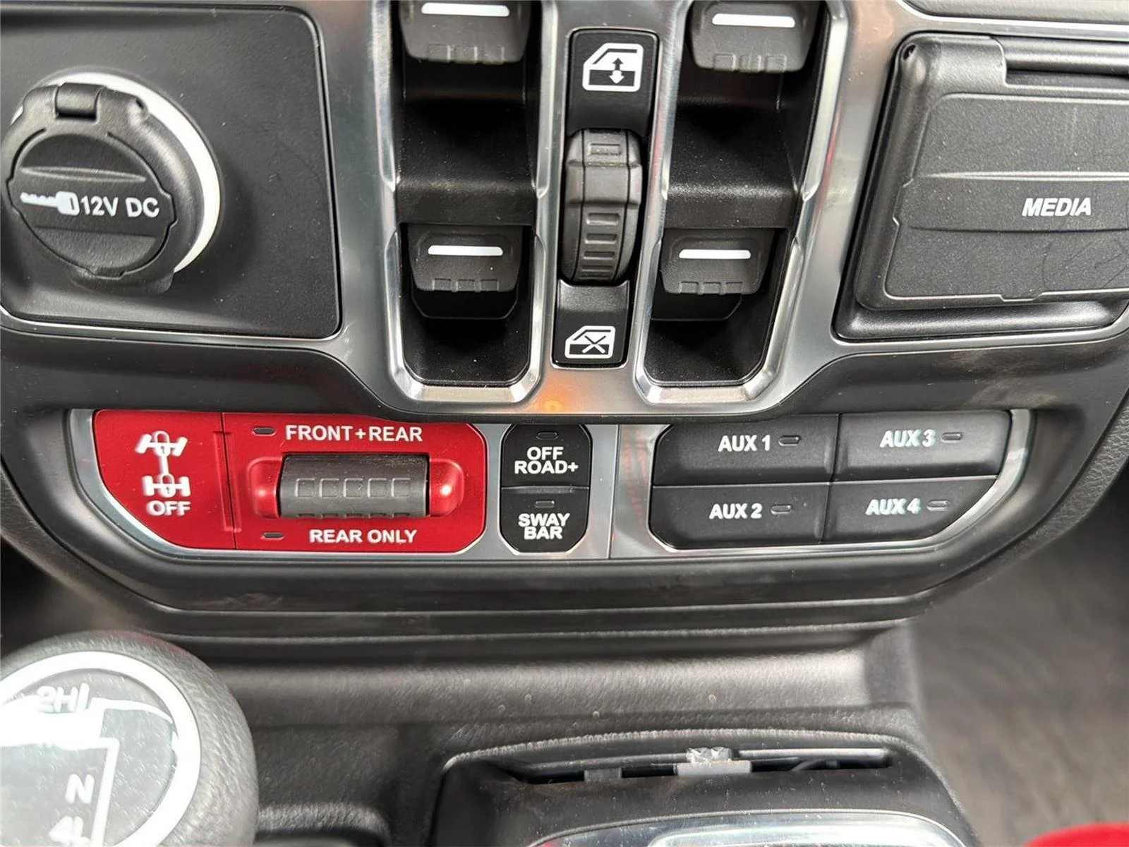 2023 Jeep Wrangler 4-Door Rubicon - Photo 17