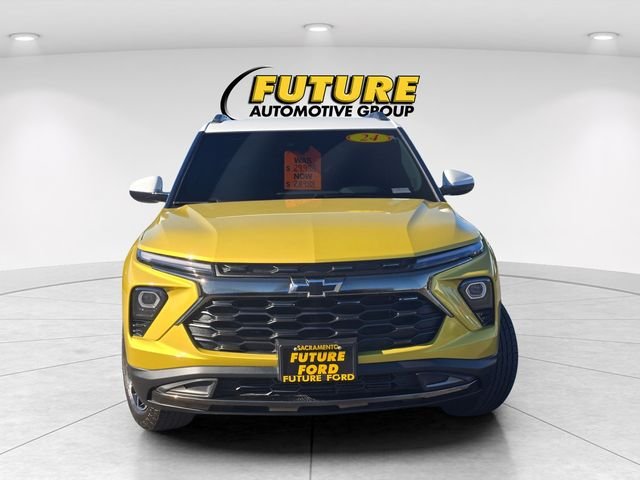 Used 2024 Yellow Chevrolet ACTIV image 2