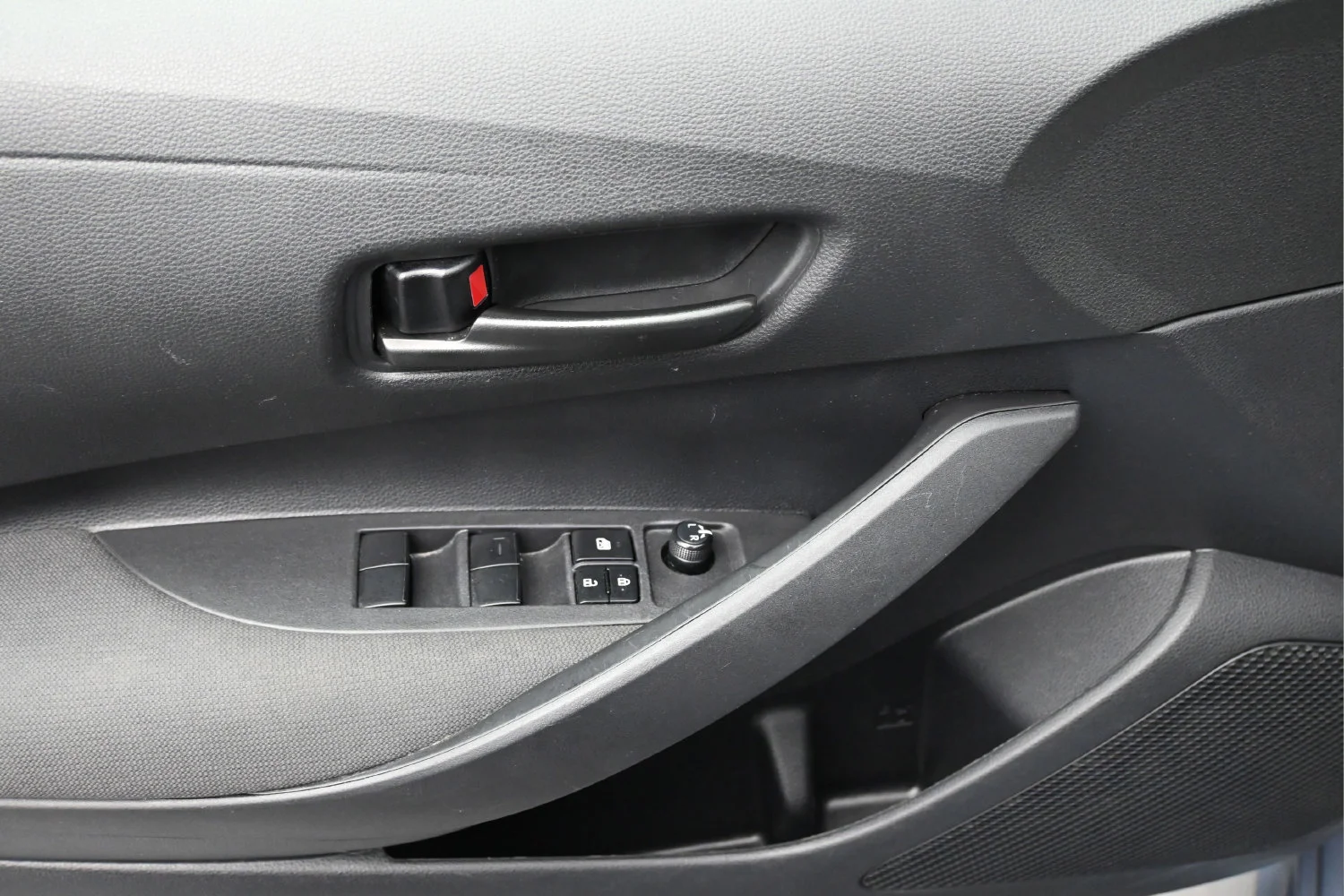 Used 2024 Gray Toyota LE image 22
