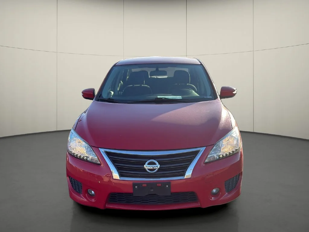 Used 2015 Red Nissan SR image 2