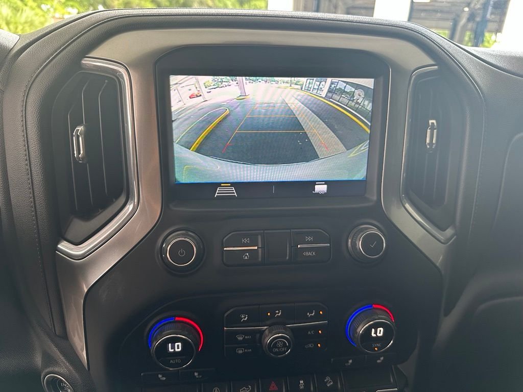Used 2020 Silver Chevrolet RST image 27