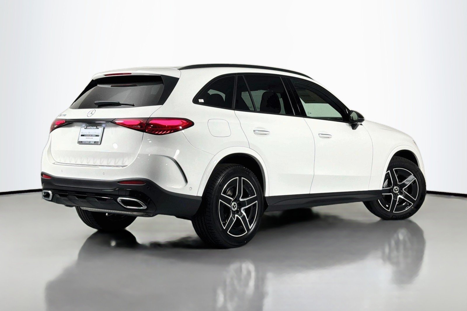 New 2026 Polar White Mercedes-Benz GLC 300 SUV image 11
