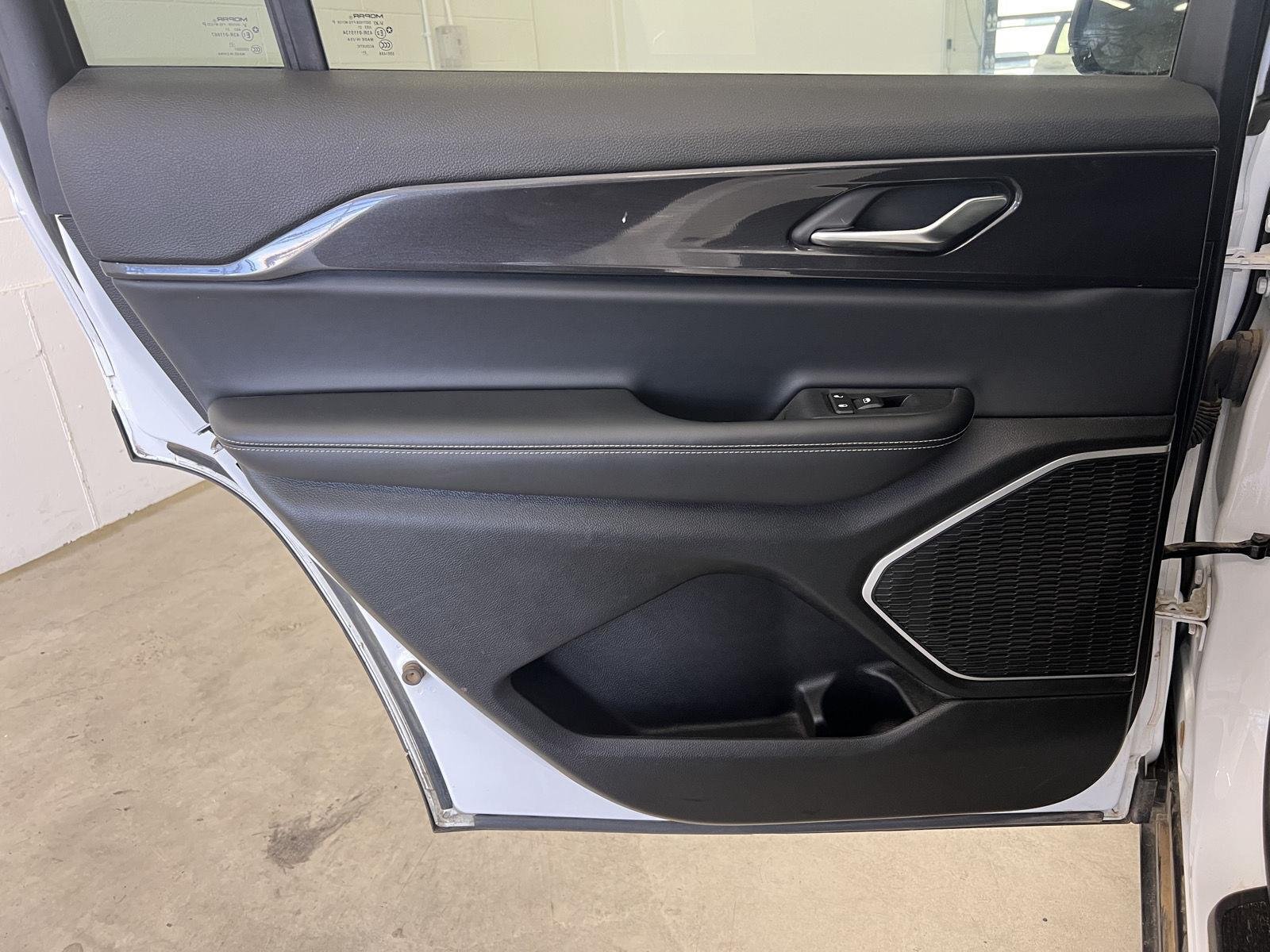 Used 2022 Bright White Clearcoat Jeep Altitude image 22