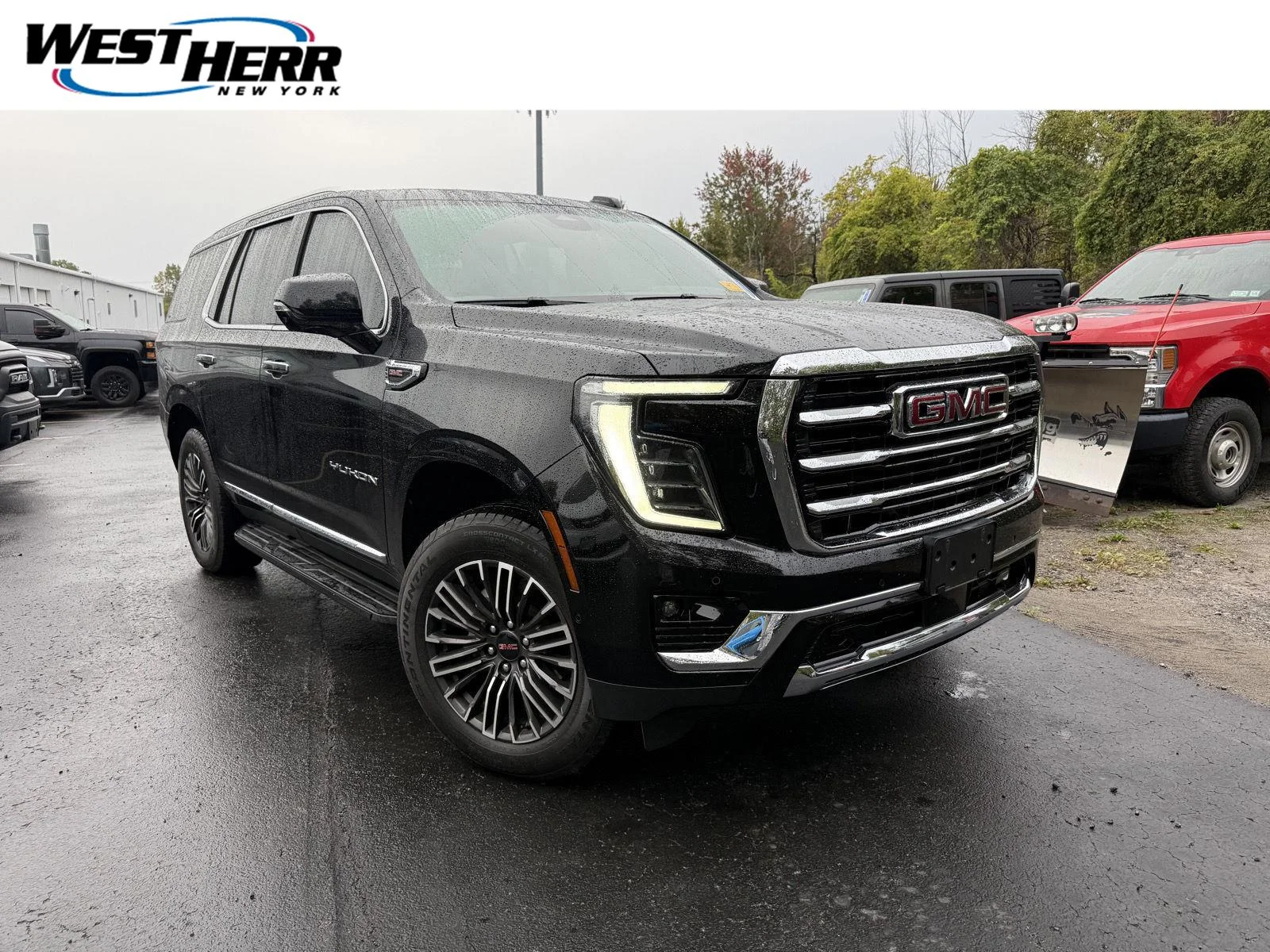 Used 2025 Onyx Black GMC Elevation image 1