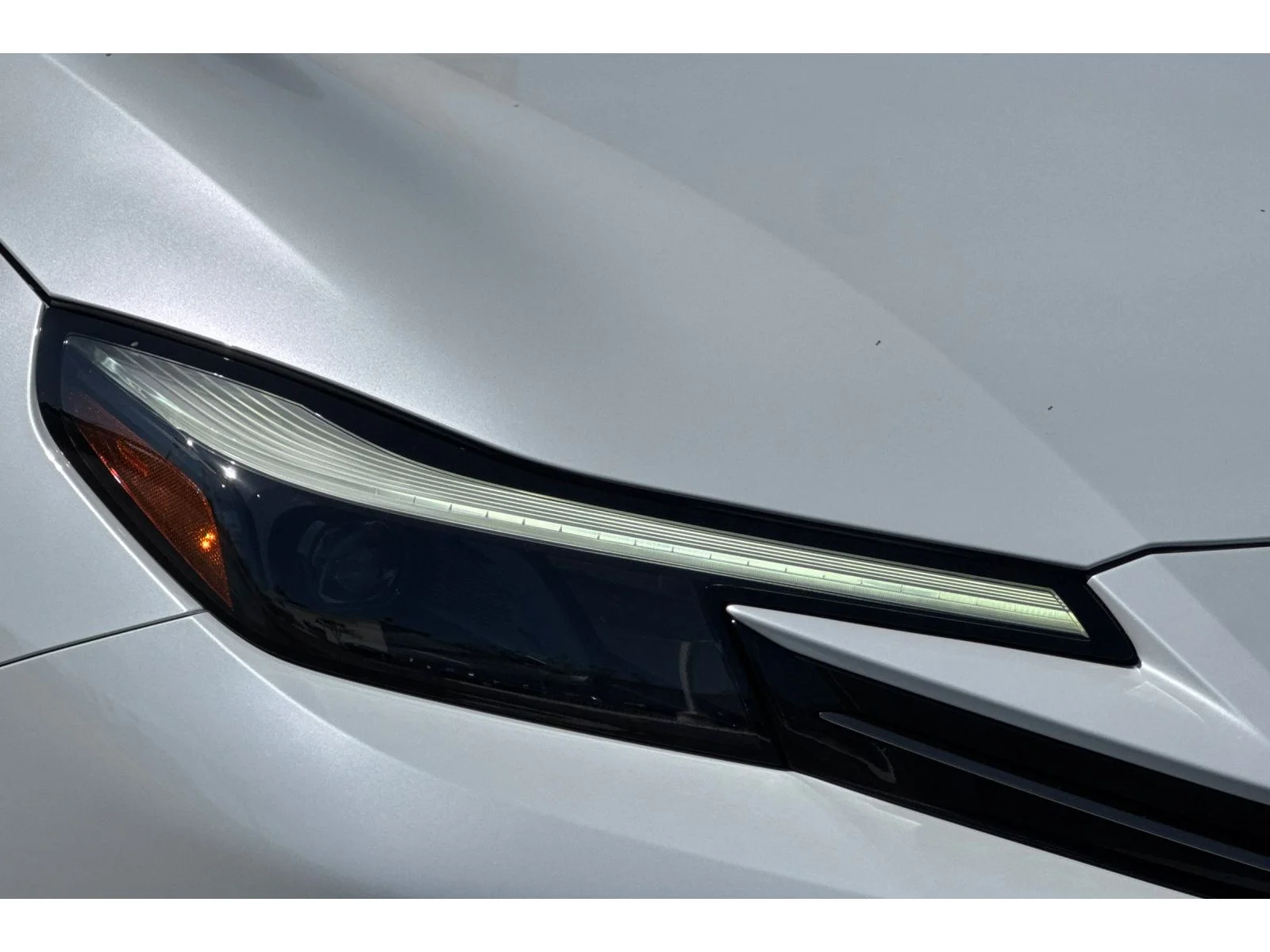 New 2026 Winter Frost Pearl Honda 2-Tone image 32