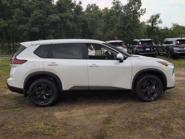 New 2026 Everest White Pearl TriCoat Nissan SV image 3