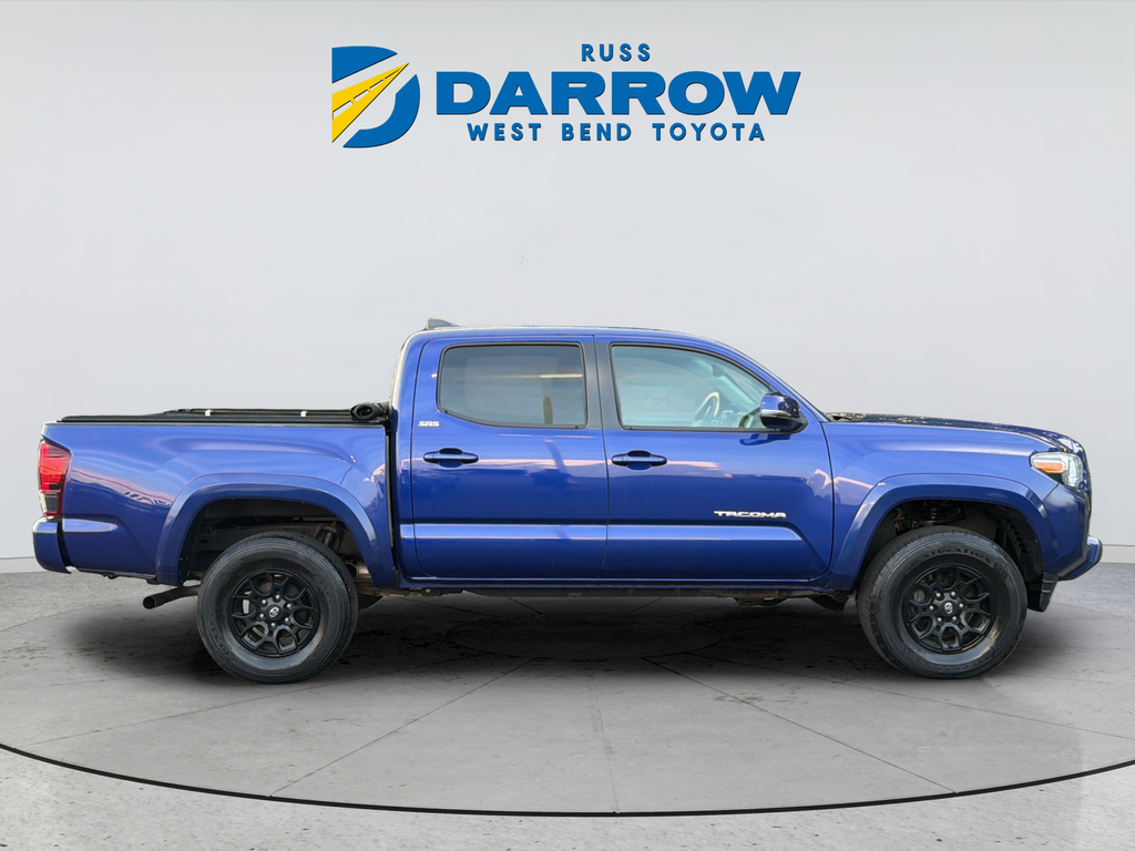 Used 2022 Blue Toyota SR5 image 5