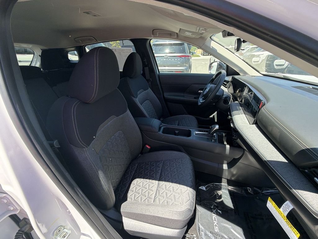 New 2026 White Nissan SV image 20