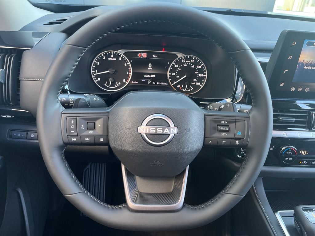 2026 Nissan Pathfinder SV - Photo 15