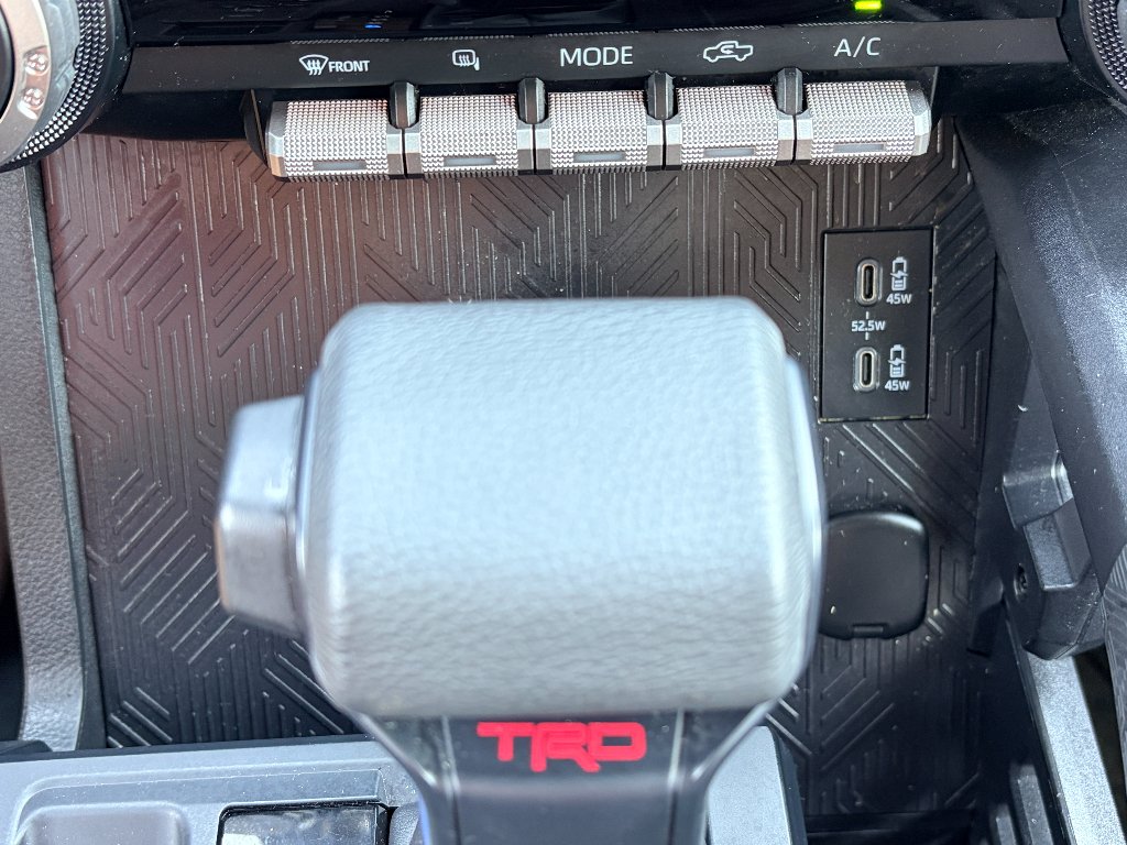 Used 2026 Ice Cap Toyota SR5 image 18