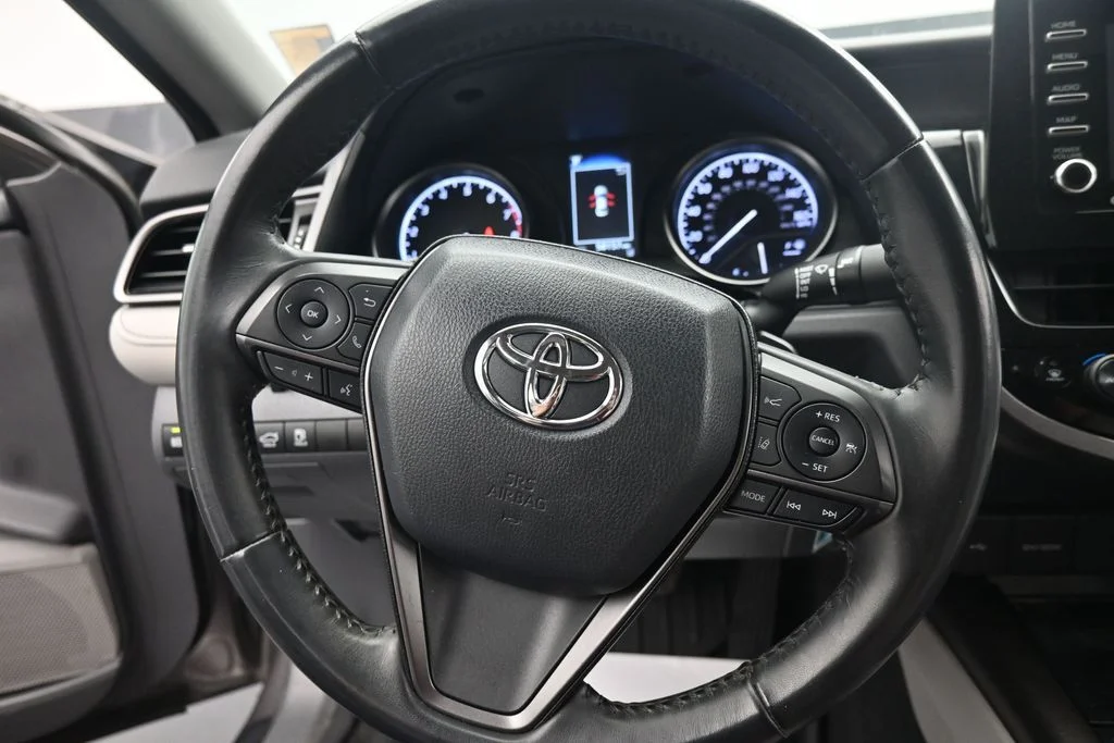 2022 Toyota Camry SE - Photo 20