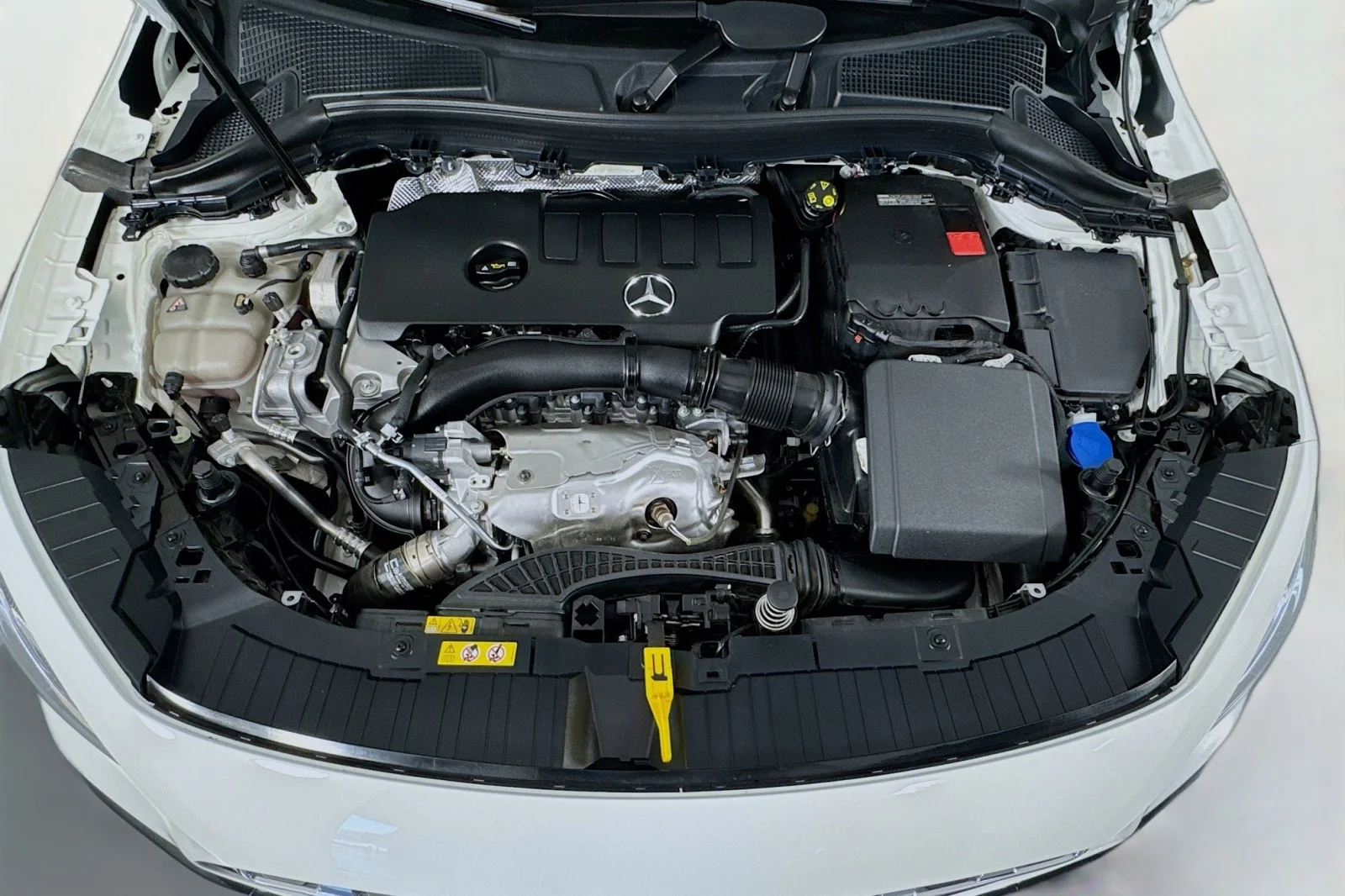 Certified Used 2023 Polar White Mercedes-Benz 250 image 12