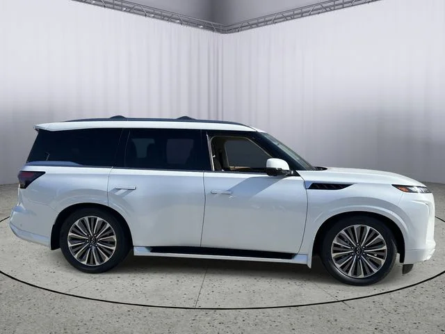 New 2027 RADIANT WHITE INFINITI Luxe 4WD image 6