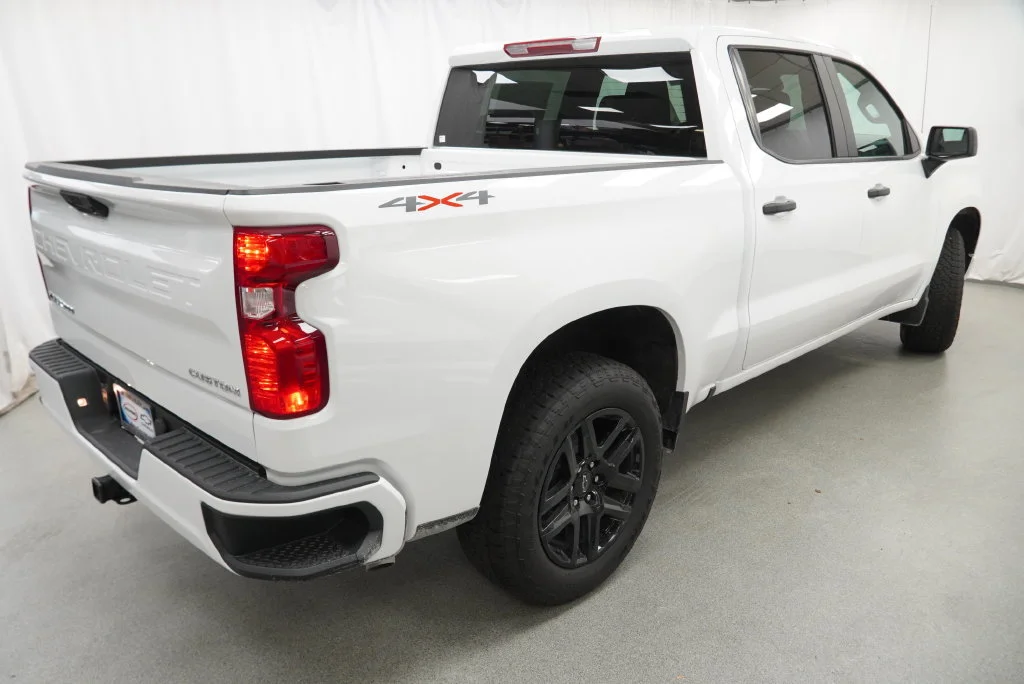 2026 Chevrolet Silverado 1500 Custom - Photo 14