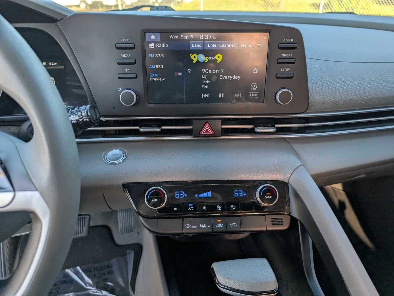 Used 2023 Electric Shadow Hyundai SEL image 18