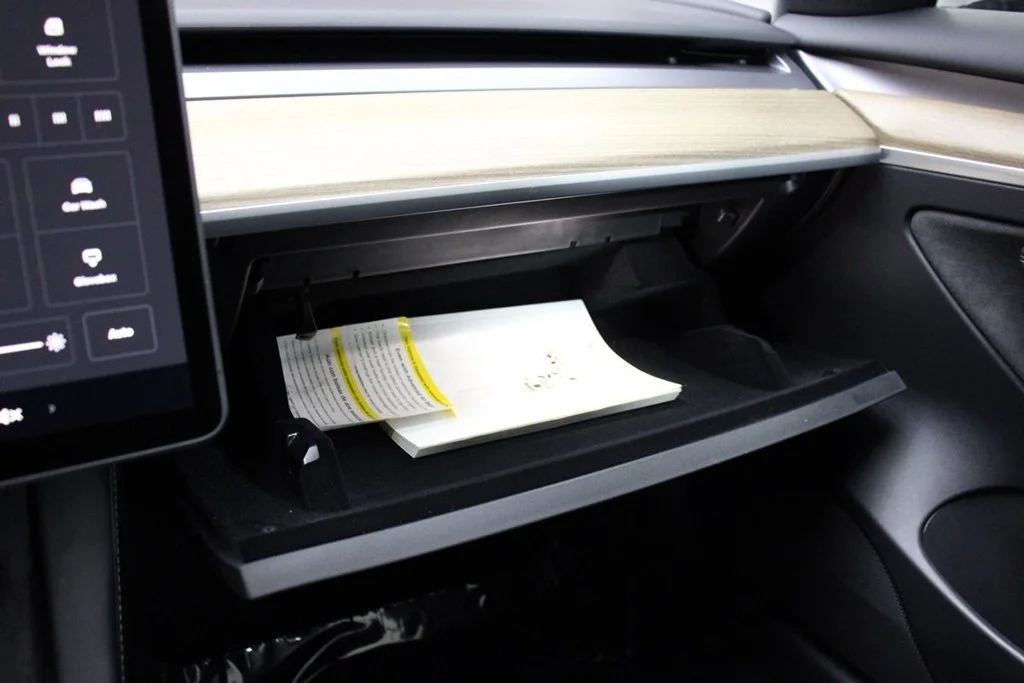 Used 2023 Pearl White Multi-Coat Tesla Base image 32