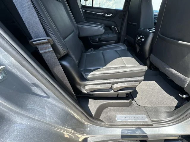 Used 2024 Silver GMC Denali image 21