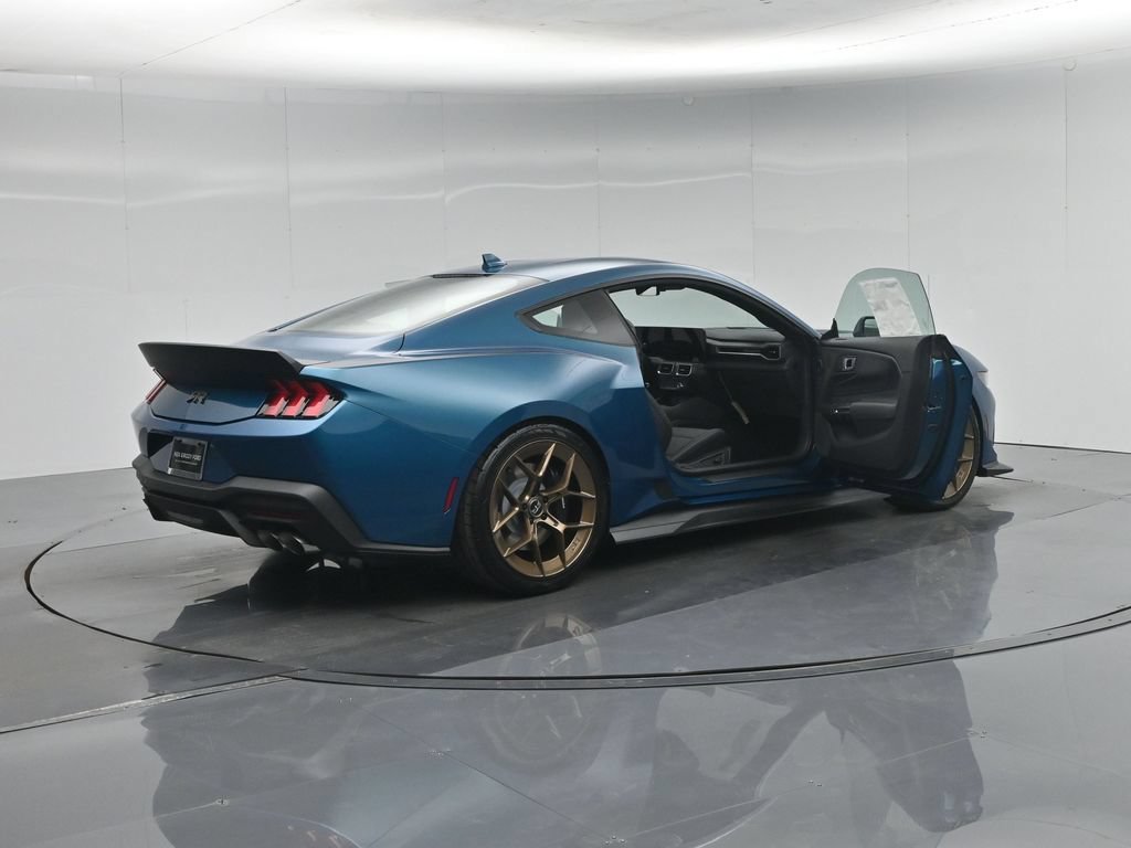New 2026 Adriatic Blue Metallic Ford GT Premium image 32