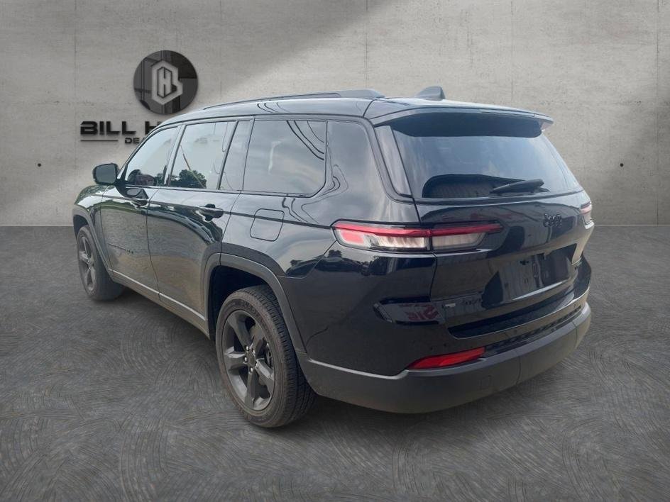 Used 2022 Black Jeep Limited image 7