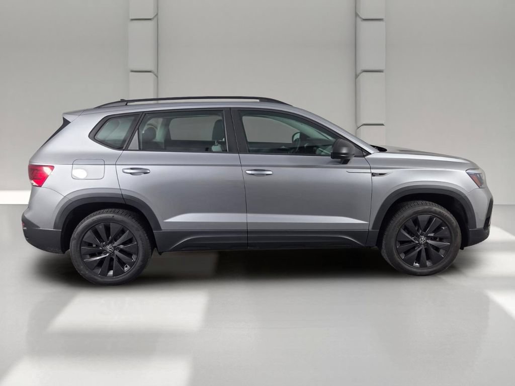 2022 Volkswagen Taos S - Photo 4