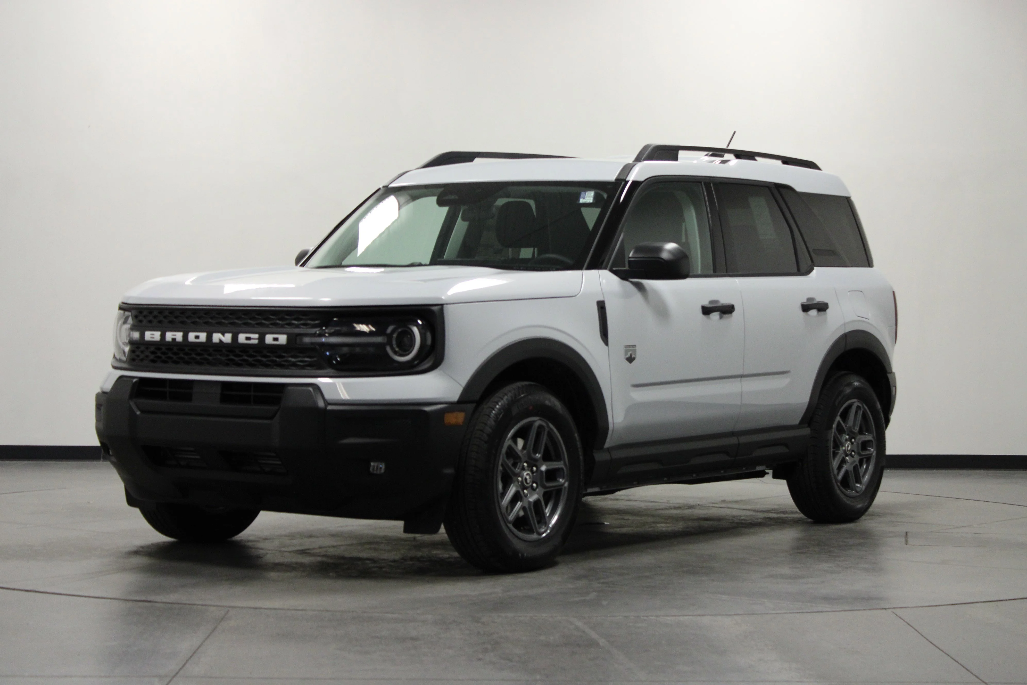 New 2026 Space White Metallic Ford Big Bend® image 8