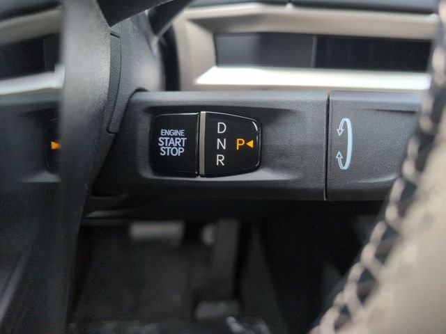 New 2027 Glacial White Pearl Kia EX image 20