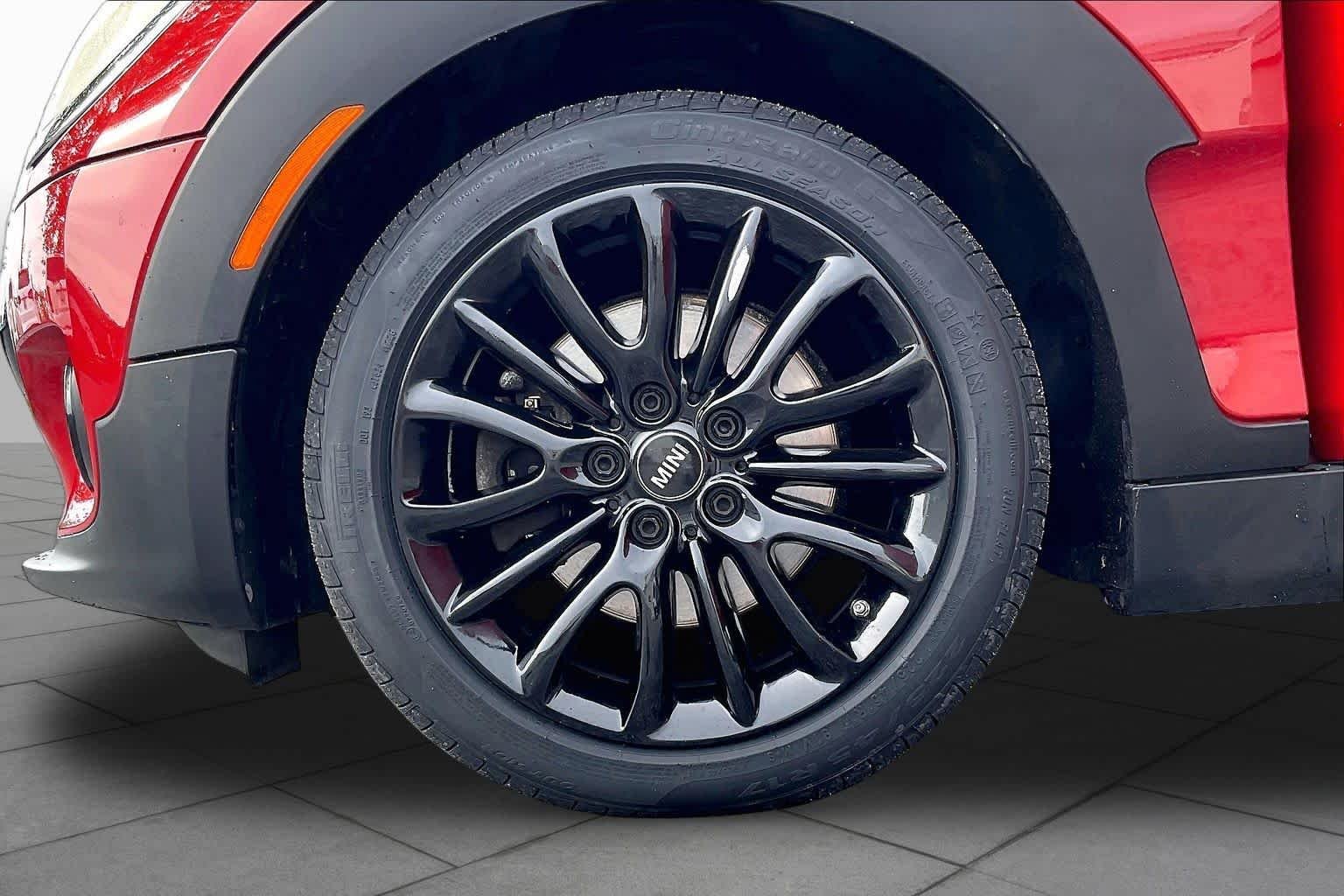 Used 2017 Blazing Red Metallic MINI Cooper image 9
