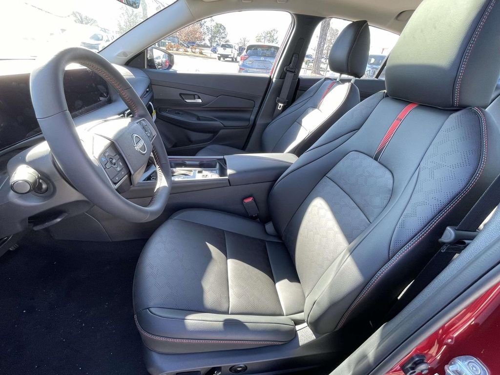 New 2026 Scarlet Ember Tintcoat Nissan SR image 13