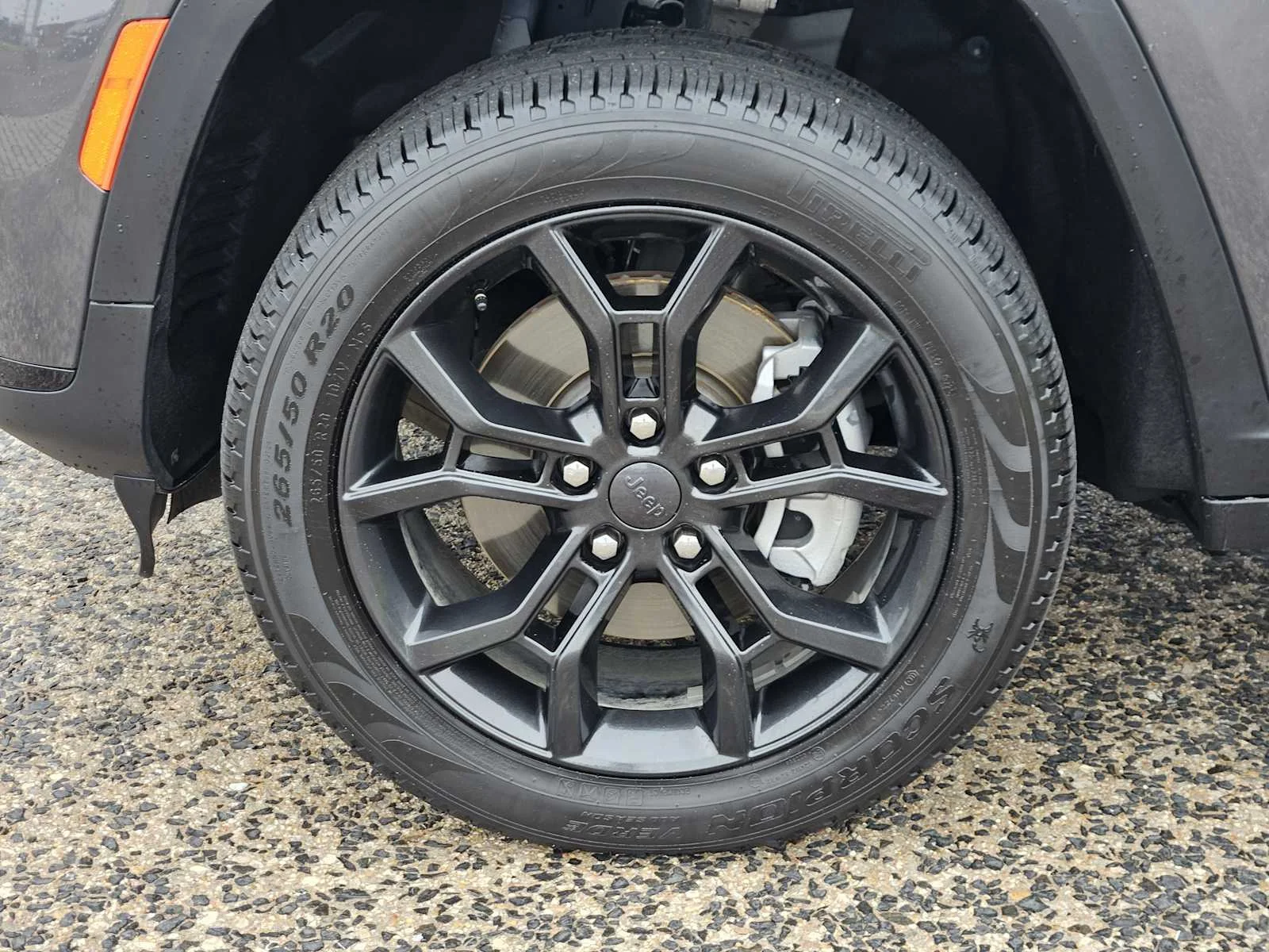 Used 2025 Baltic Gray Metallic Clearcoat Jeep Limited image 7