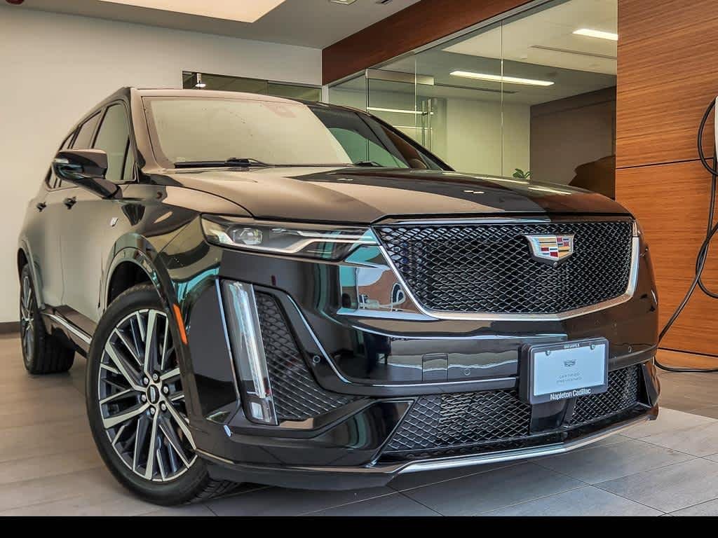 2022 Cadillac XT6 Sport