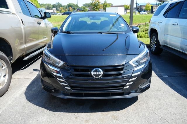 Used 2025 Black Nissan 1.6 SV image 4
