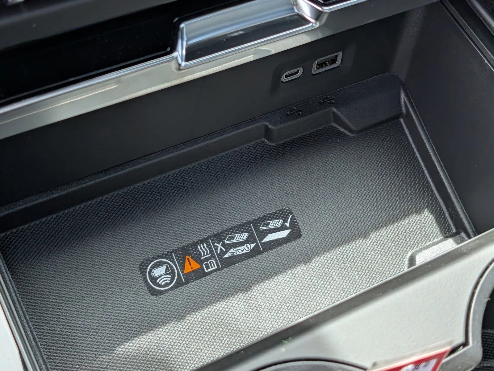 2026 GMC Yukon Denali - Photo 7