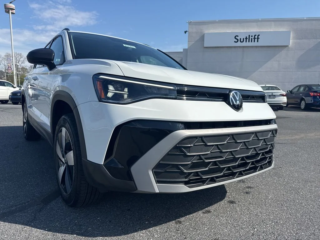 2025 Volkswagen Taos S - Photo 26