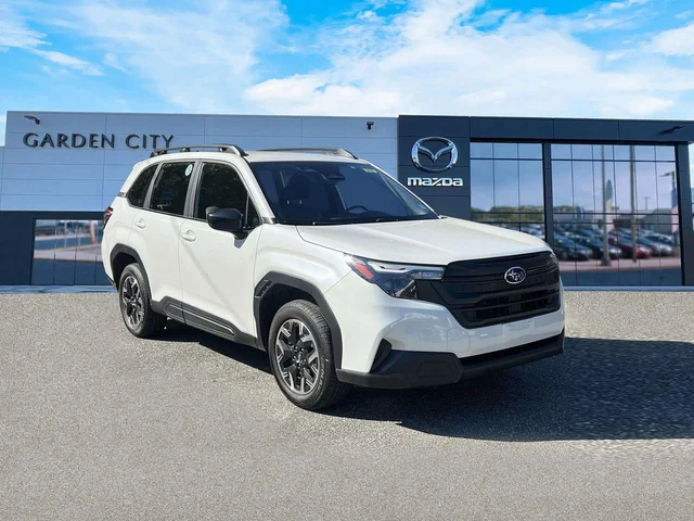 2025 Subaru Forester Base